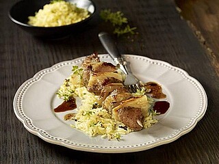 Fleisch-​Zwiebel-​Spieß 