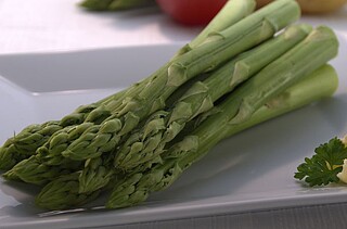 Stg-​Spargel grün 